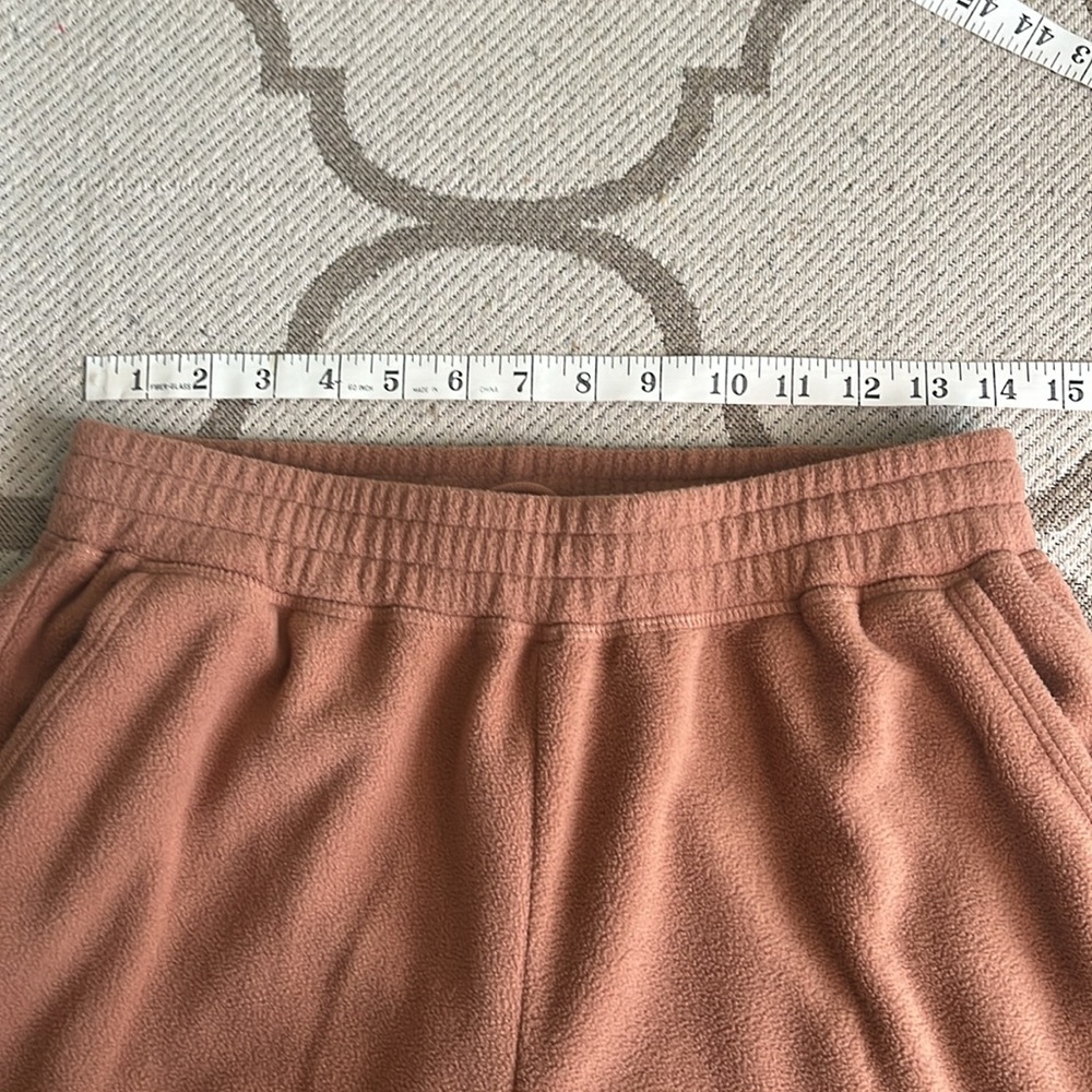 Beyond Yoga polar fleece jogger sweatpants - Picture 3 of 12